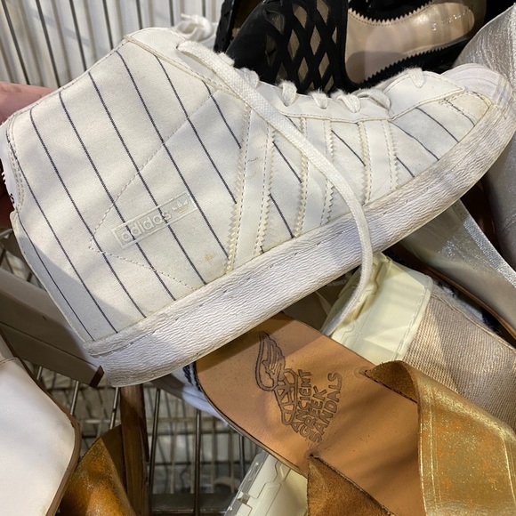 XO RACHEL 🌈 Let me help u buy reseller inventory! - Picture 10 of 13